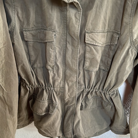 Gap Utility Cargo Jacket - Picture 5 of 7